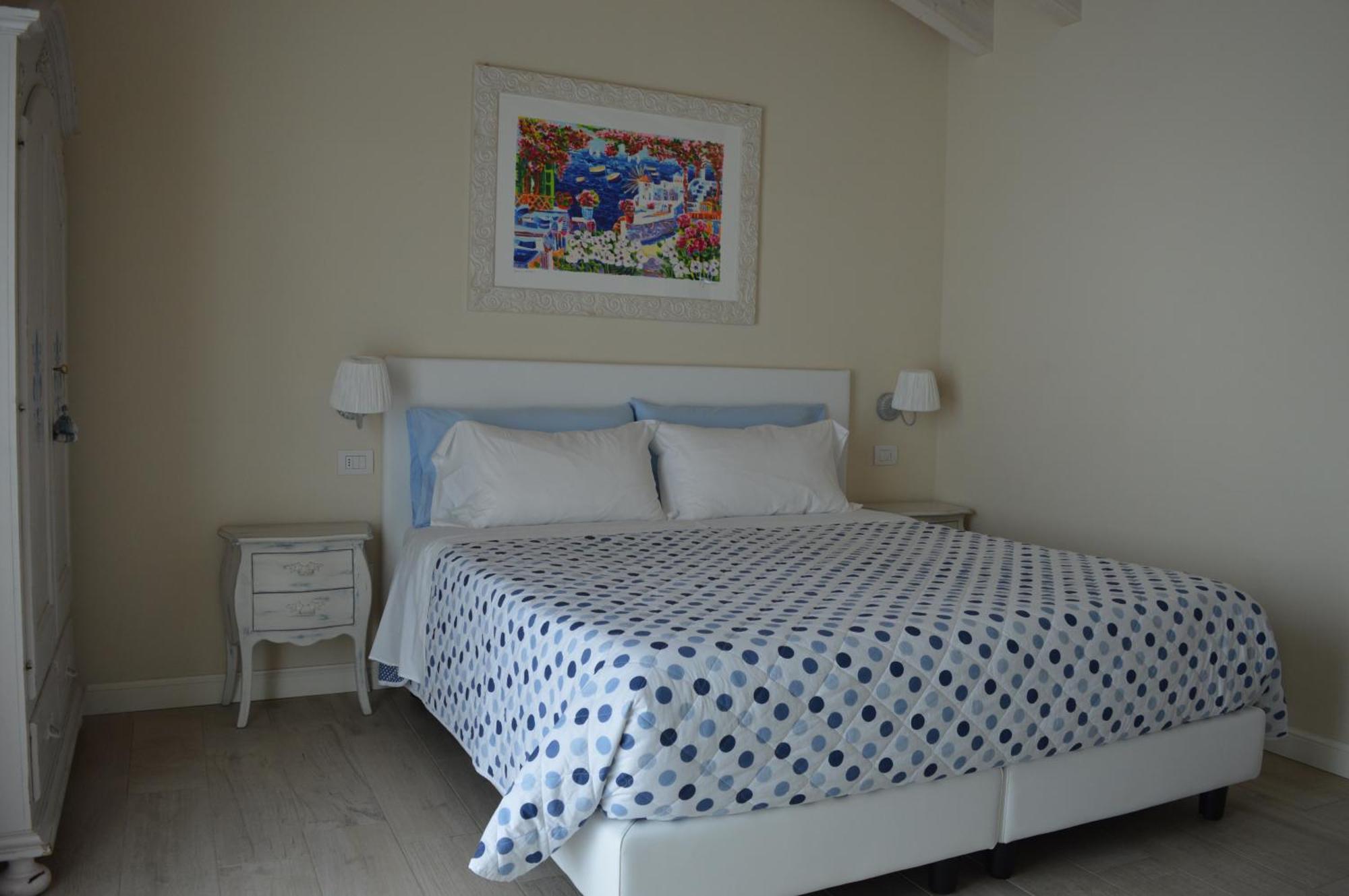 B&B La Fiaba Сирмионе Экстерьер фото