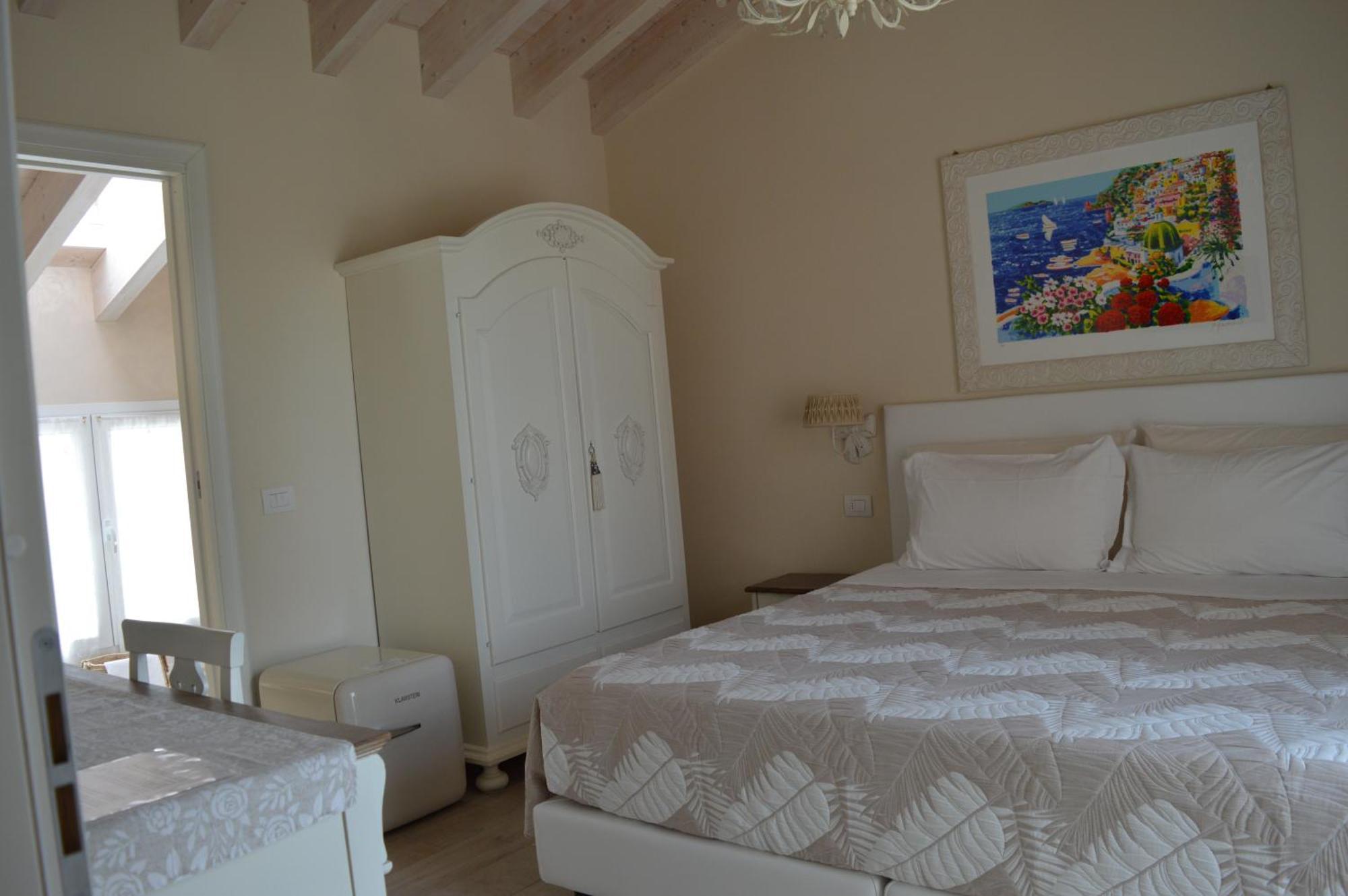 B&B La Fiaba Сирмионе Экстерьер фото