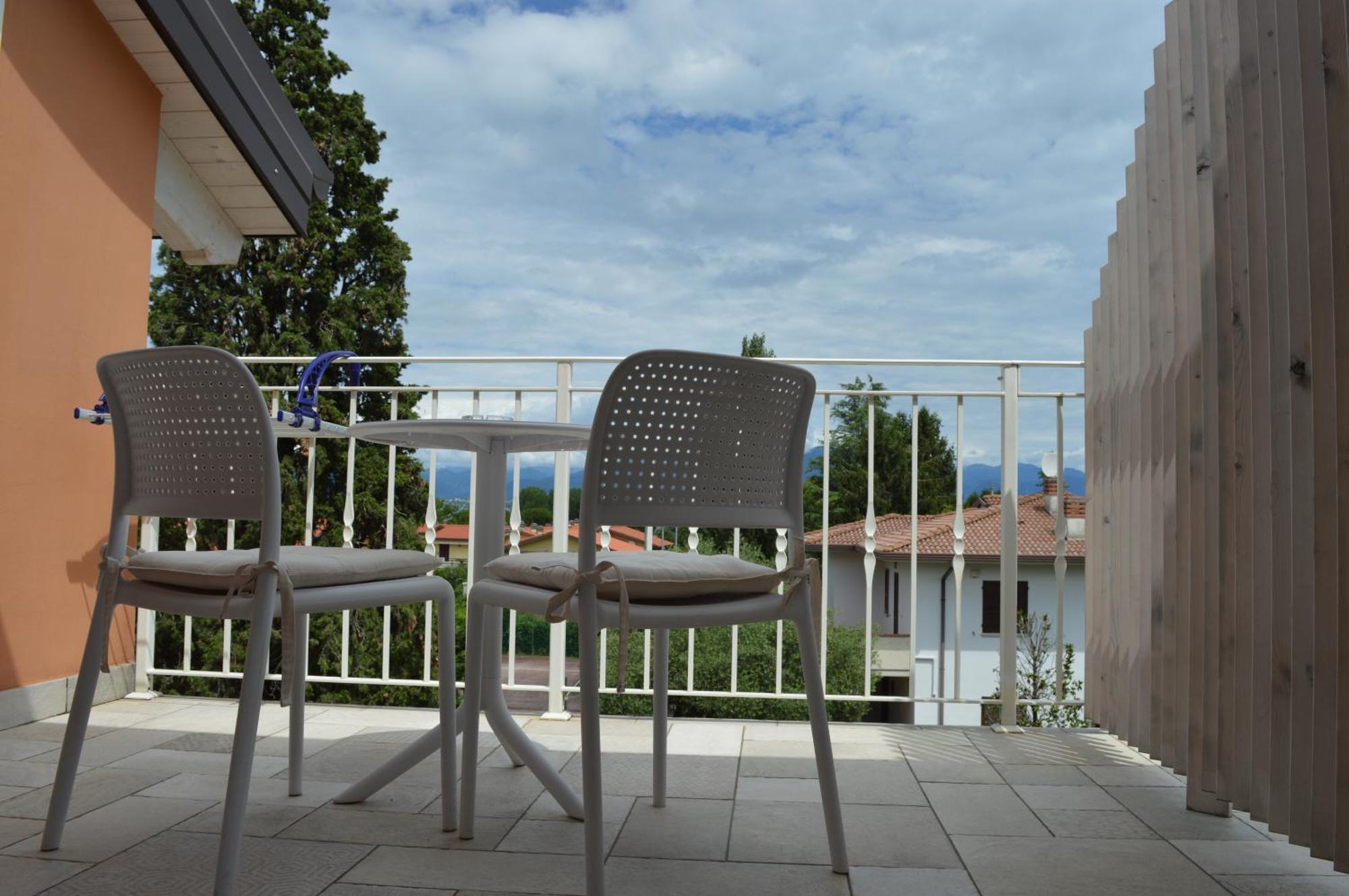 B&B La Fiaba Сирмионе Экстерьер фото