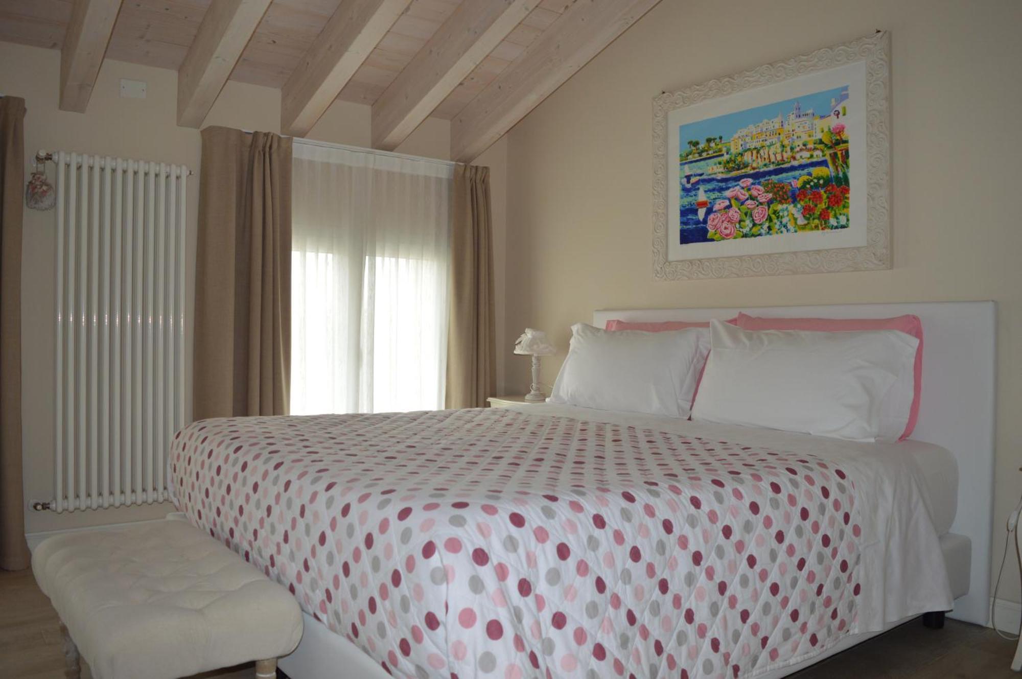 B&B La Fiaba Сирмионе Экстерьер фото
