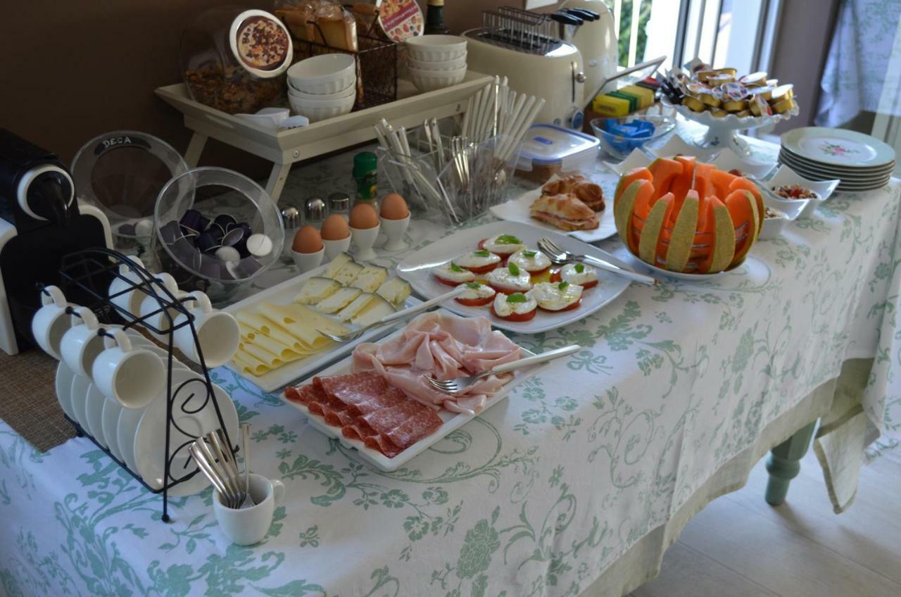 B&B La Fiaba Сирмионе Экстерьер фото